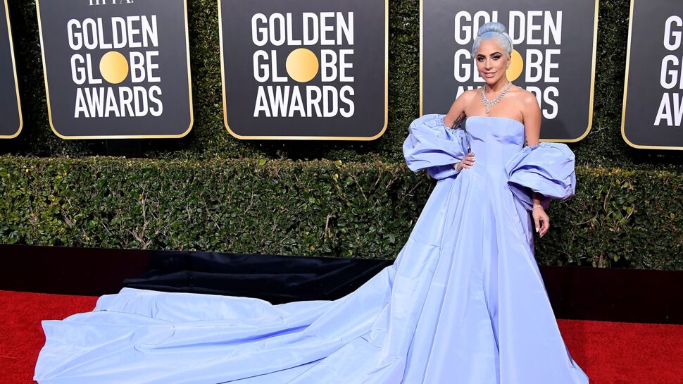 PHOTOS - Assortir ses cheveux à sa tenue comme Lady Gaga, la tendance à adopter en 2019 ?