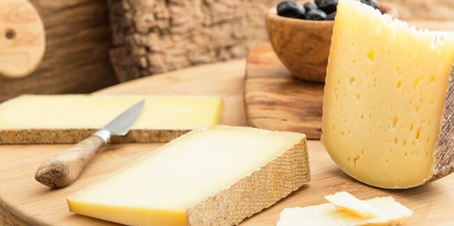 Pourquoi il ne faut pas boire de vin rouge avec du fromage ?