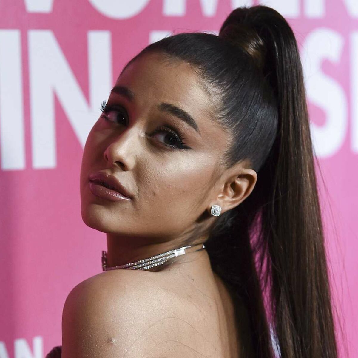 Quand Ariana Grande Se Fait Tatouer En Japonais Mais Que La Definition Ne Correspond Pas A Ses Esperances Femme Actuelle Le Mag