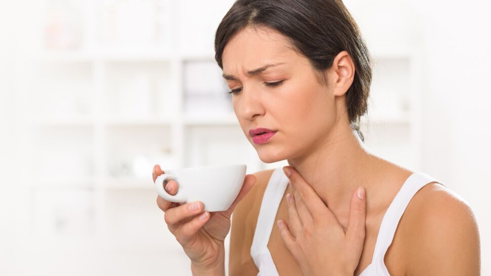 Mal de gorge persistant : pourquoi il faut consulter rapidement