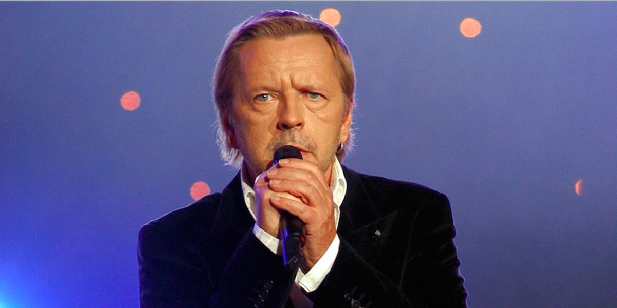 Renaud Face A Un Nouveau Drame Sa Mere Solange Sechan Est Morte Femme Actuelle Le Mag