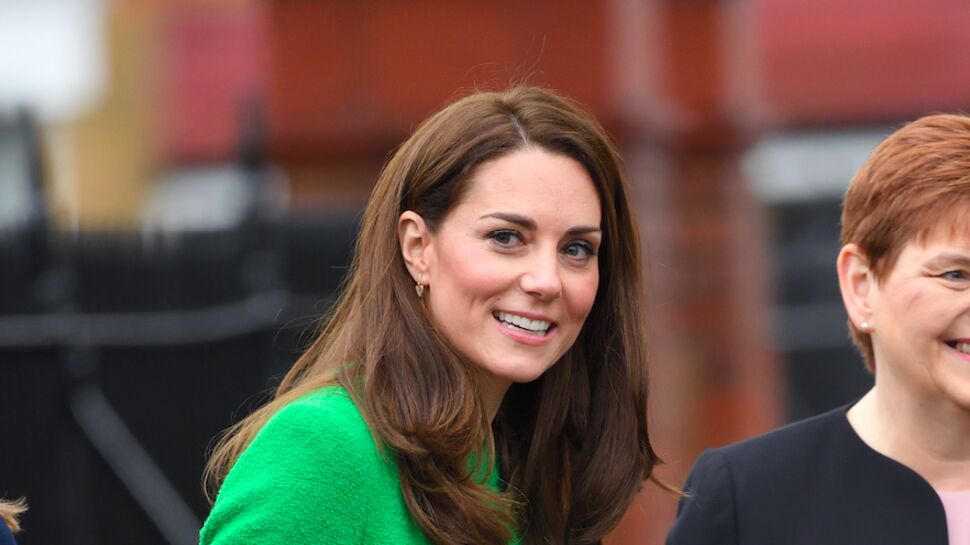 Kate Middleton ose le vert flashy et fait une jolie déclaration d'amour à sa famille
