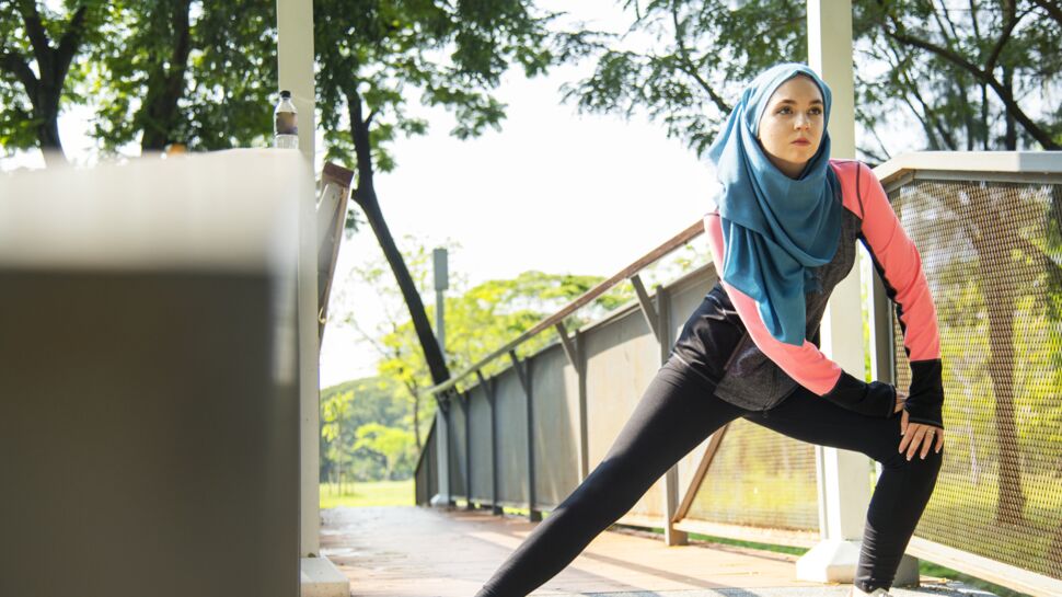 Decathlon commercialise un hijab pour les sportives musulmanes et suscite la polémique