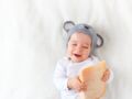 Le Cheese Challenge : le défi insolite entre parents et bébé qui fait rire… Ou qui indigne