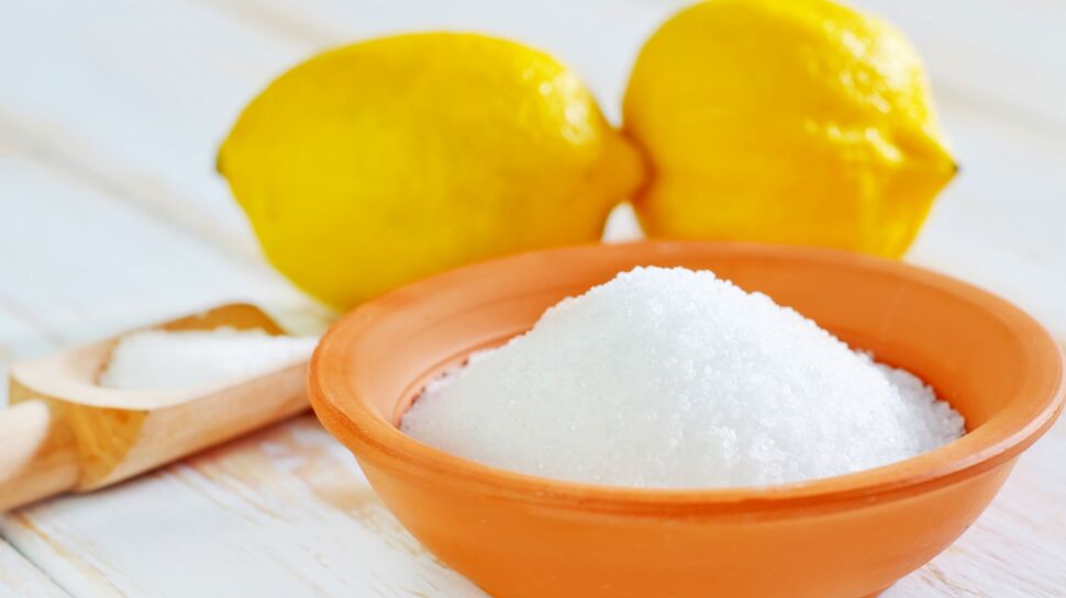 Acide citrique : un meilleur anti-calcaire que le vinaigre blanc ?