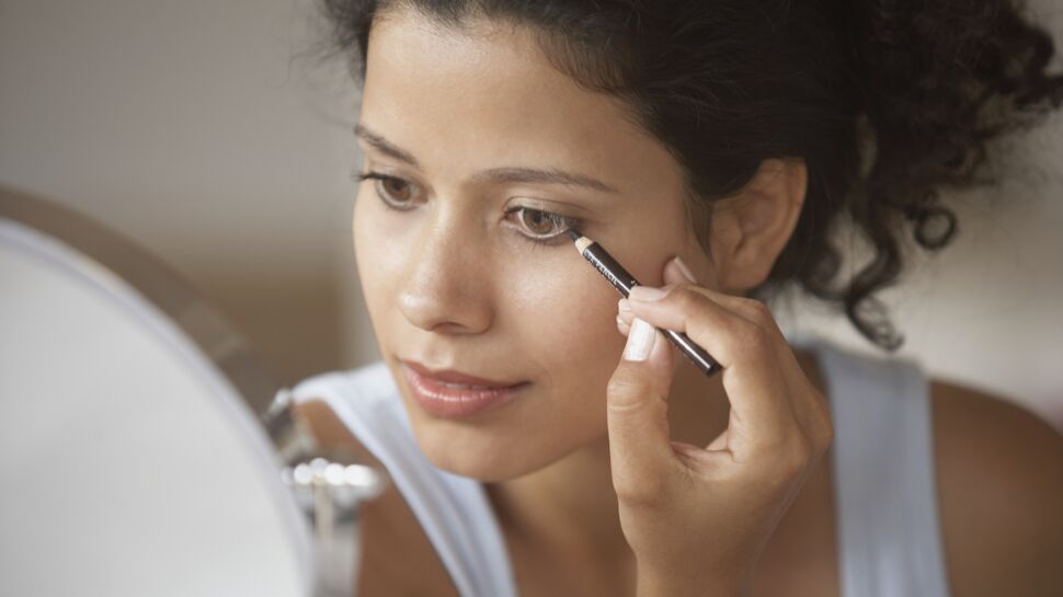 Tightline : découvrez cette nouvelle tendance make-up géniale pour agrandir le regard