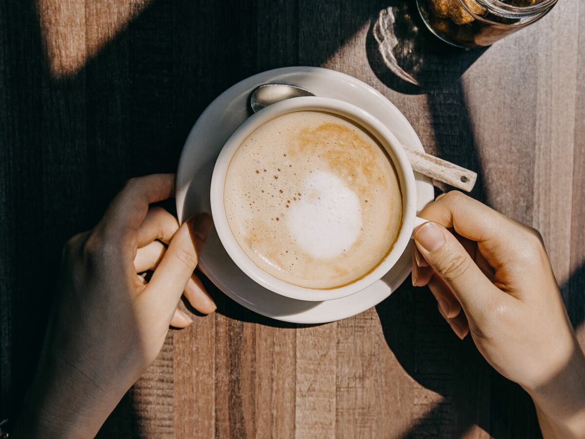 Boire du café serait-il néfaste pour la peau ?