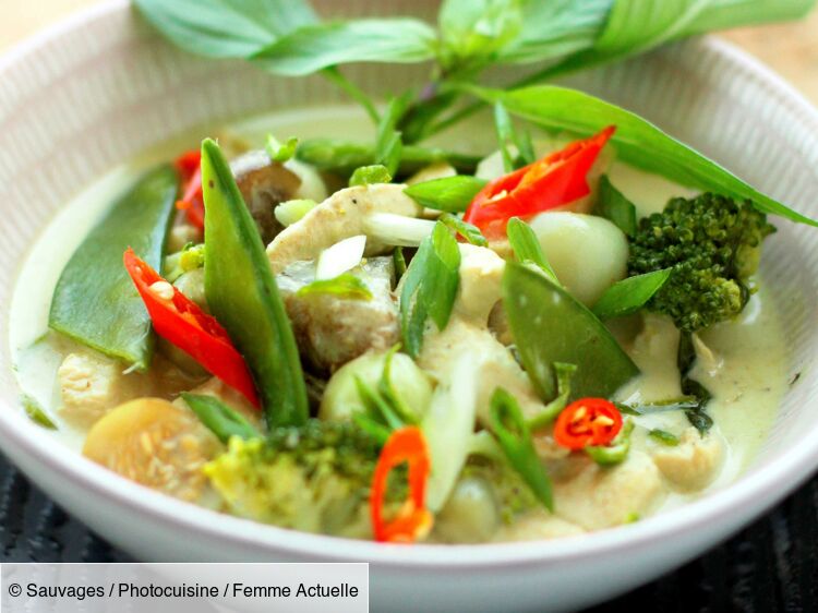 Curry vert aux légumes : recette thaïlandaise (3 étapes - 35 min)