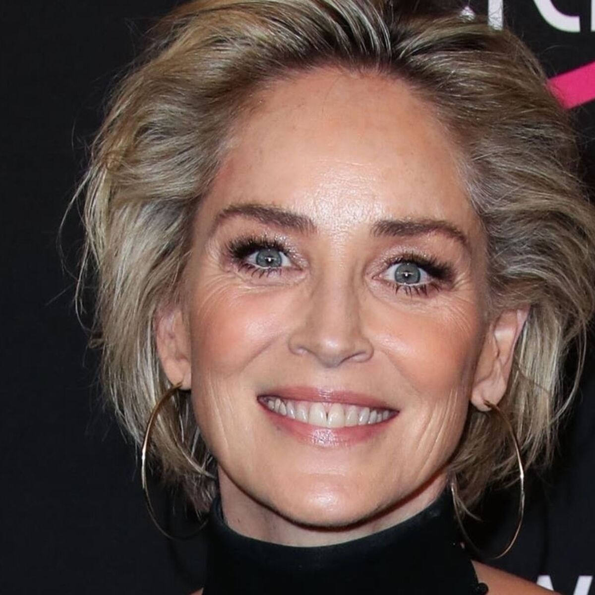 Sharon Stone : à 61 ans, elle pose seins nus pour un spécial sexe ! : Femme  Actuelle Le MAG