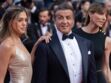 Sylvester Stallone sur le tapis rouge du festival de Cannes en compagnie de sa femme et de sa fille
