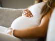 Pendant sa grossesse, une femme tombe à nouveau enceinte et donne naissance à deux bébés de pères différents