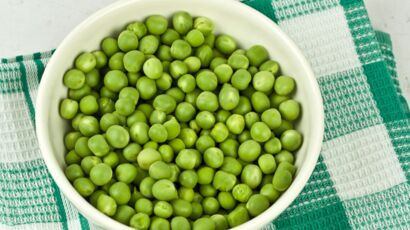 Manger les cosses de petits pois avec ces 2 recettes simples