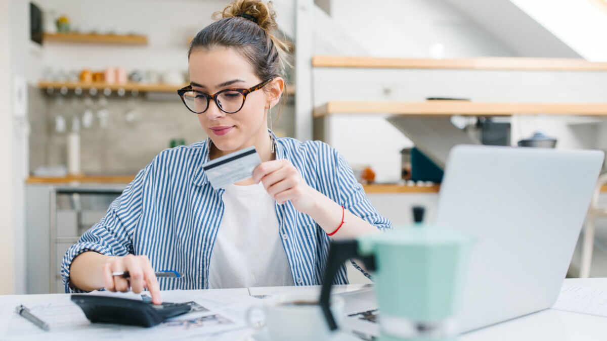 Banque Low Cost Que Valent Elle Femme Actuelle Le Mag