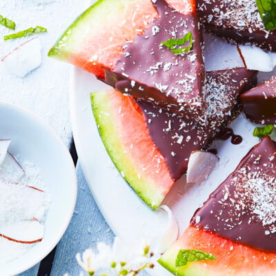 Sucettes De Pasteque Au Chocolat Decouvrez Les Recettes De Cuisine De Femme Actuelle Le Mag