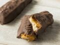 La recette de la célèbre barre glacée chocolat-cacahuète en vidéo