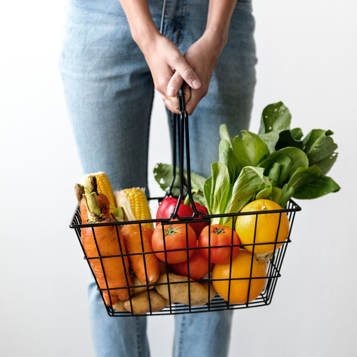 Alimentation Equilibree 10 Conseils De Naturopathe Pour Bien Faire Ses Courses Femme Actuelle Le Mag