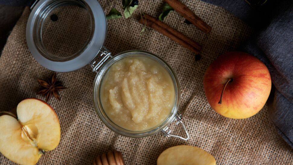 La meilleure recette de compote de pommes et fraises en conserves!