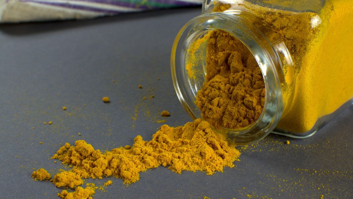 Curcuma et curcumine : quels bienfaits et comment l'utiliser ?