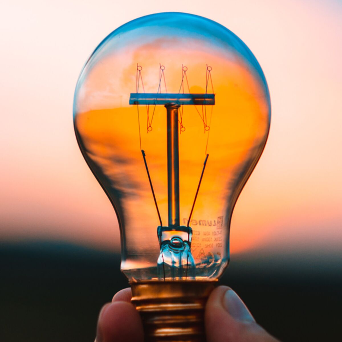 Ampoules à économie d'énergie et éclairage intelligent