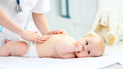 Bain Libre De Bebe Les Precautions A Prendre Pour Le Donner En Toute Securite Femme Actuelle Le Mag