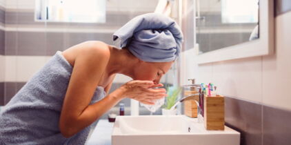 Masque, peeling, gommage… À quelle fréquence réaliser ces soins ?
