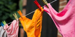 Lavage à la main, machine, filet… Comment entretenir vos culottes et vos soutiens-gorge ?