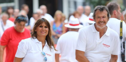PHOTOS - Jean-Luc Reichmann et sa femme Nathalie Lecoultre, amoureux et complices à un concours de pétanque