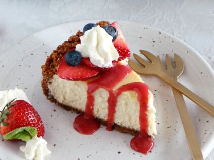 Cheesecake au coulis de fruits rouges (à la Multidélices) – 1001