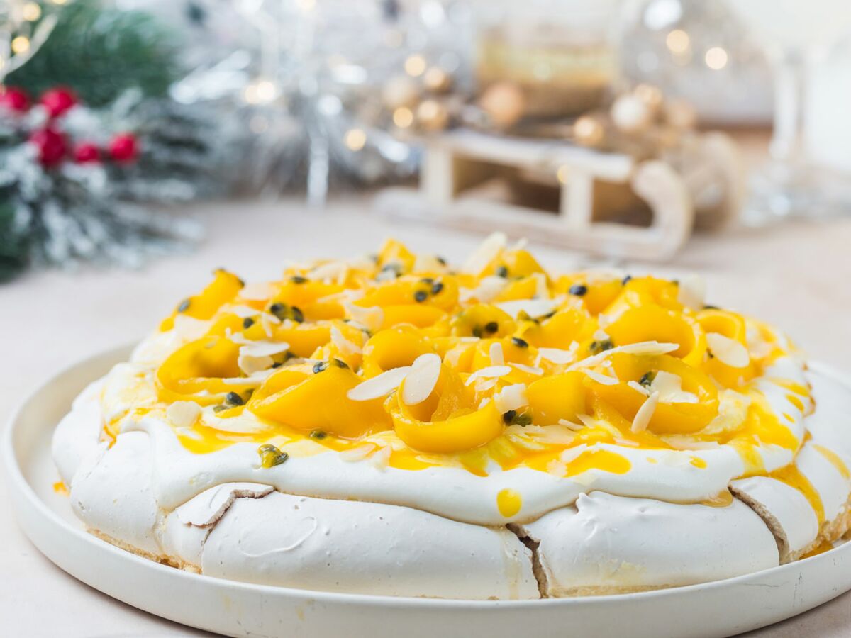 Bûche de Noël légère au fromage blanc et fruits d'hiver - Recettes