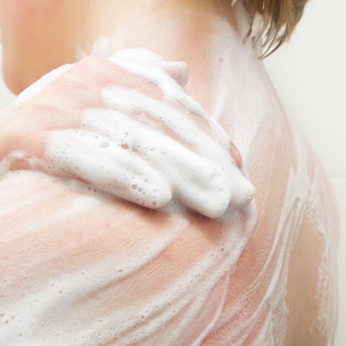 3 raisons pour lesquelles votre peau gratte après la douche ...