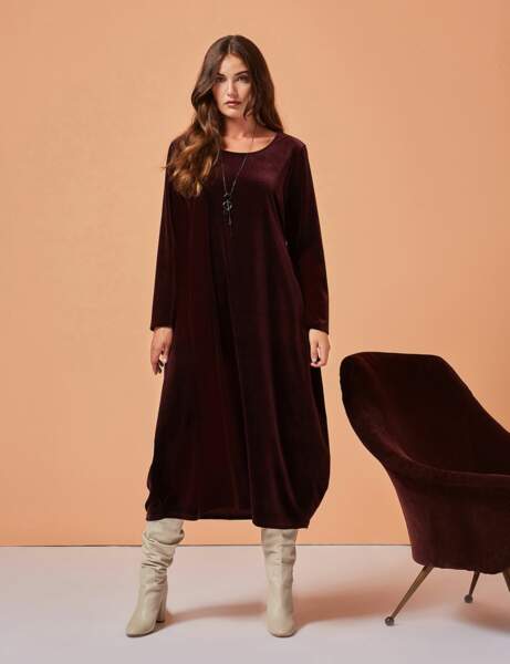 Yuvarlak moda: kadife elbise