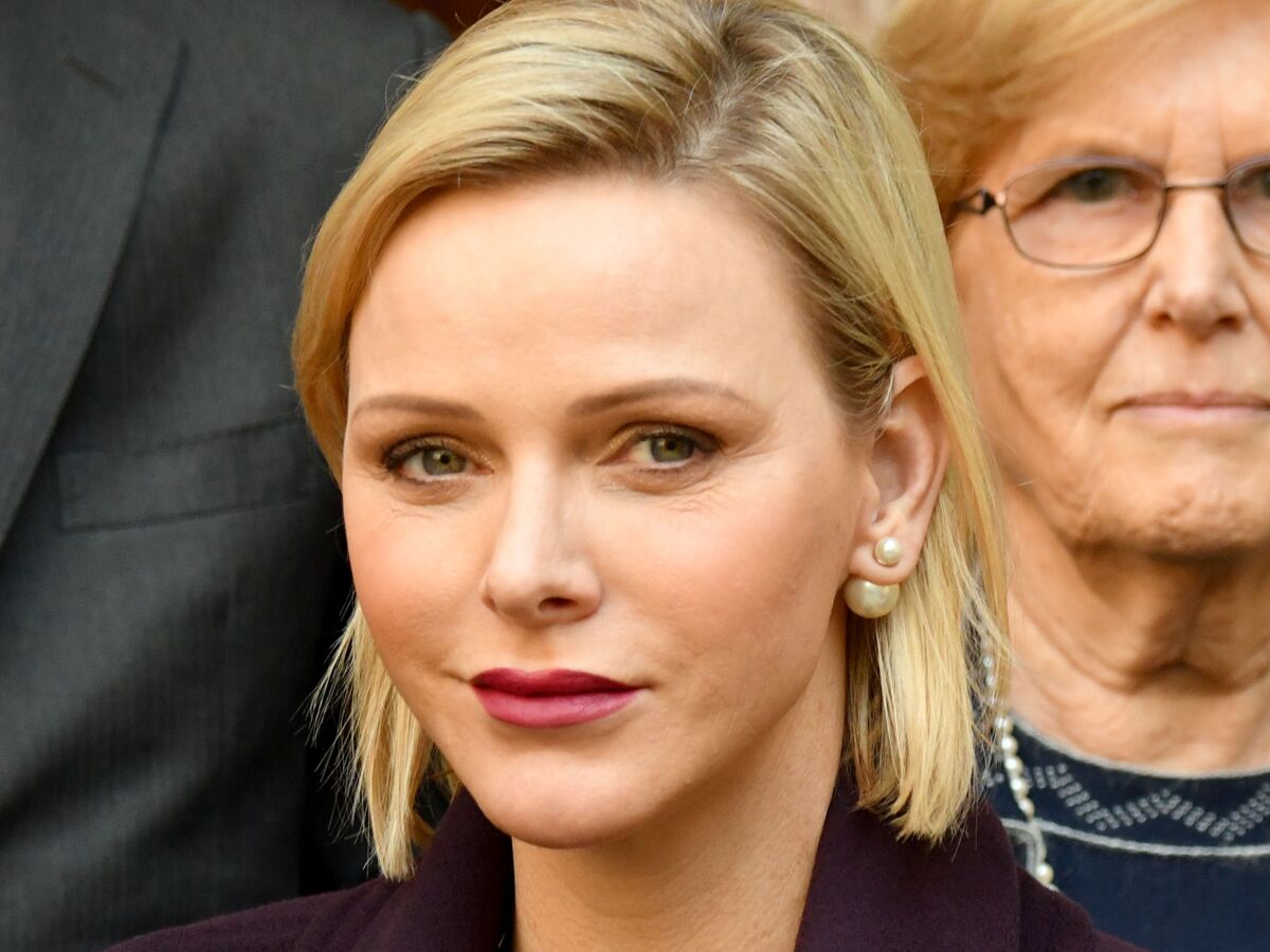 Point De Vue Charlène De Monaco Charlène de Monaco se confie sur 2019, "une année incroyablement  douloureuse" : Femme Actuelle Le MAG