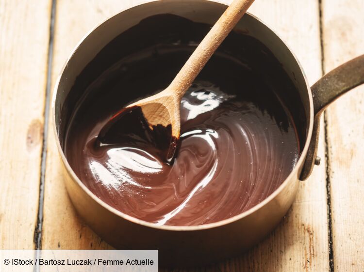 Comment faire des copeaux de chocolat ? - Cuisine Actuelle