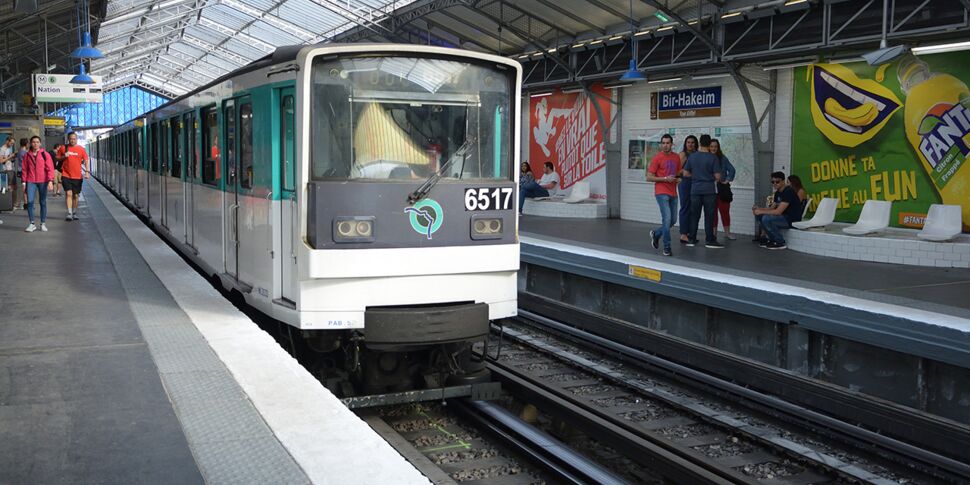 Zoom sur les stations fantômes du métro parisien