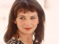 1989 : L'actrice affiche une frange très courte 
