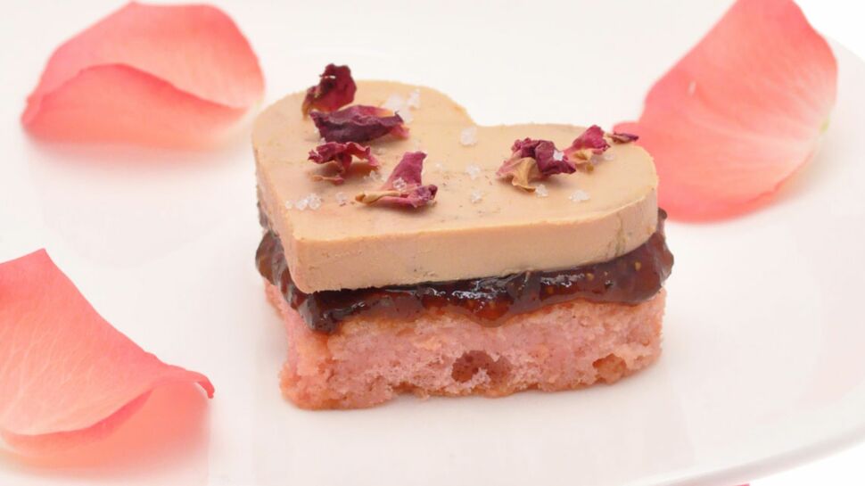 Cœurs de foie gras aux biscuits de Reims et pétales de roses