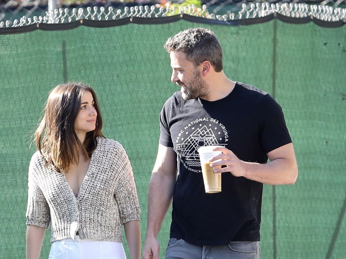 Ben Affleck en couple : Ana de Armas, sa nouvelle compagne, a 16 ans de  moins que lui : Femme Actuelle Le MAG