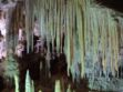 Zoom sur la grotte classée de Clamouse, dans l'Hérault