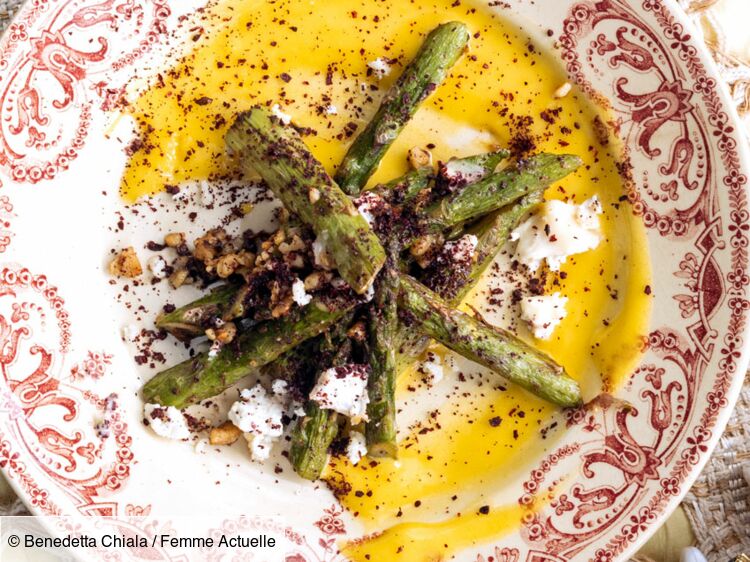 Asperges Vertes En Vinaigrette Du Chef Julien Sebbag Decouvrez Les Recettes De Cuisine De Femme Actuelle Le Mag