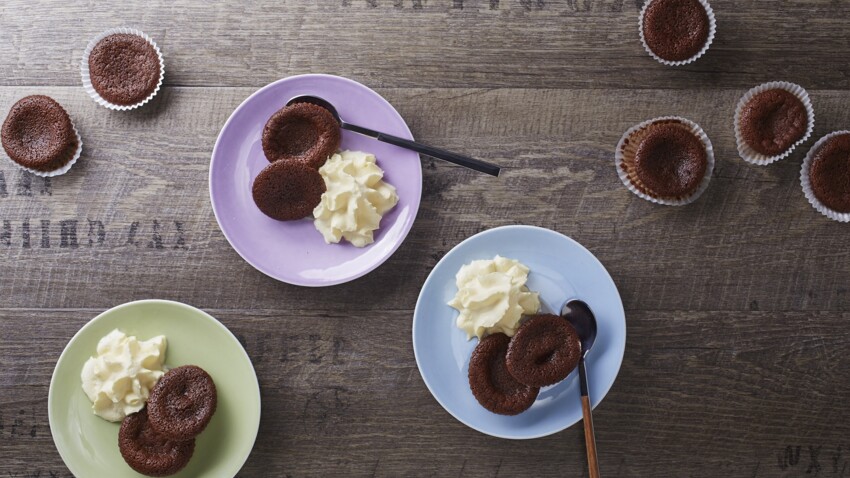 Mini Fondant Au Chocolat Facile Et Rapide Decouvrez Les Recettes De Cuisine De Femme Actuelle Le Mag