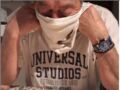 Surprenant ! Jean-Pierre Pernaut en t-shirt et avec "un masque" pour souffler ses bougies d’anniversaire