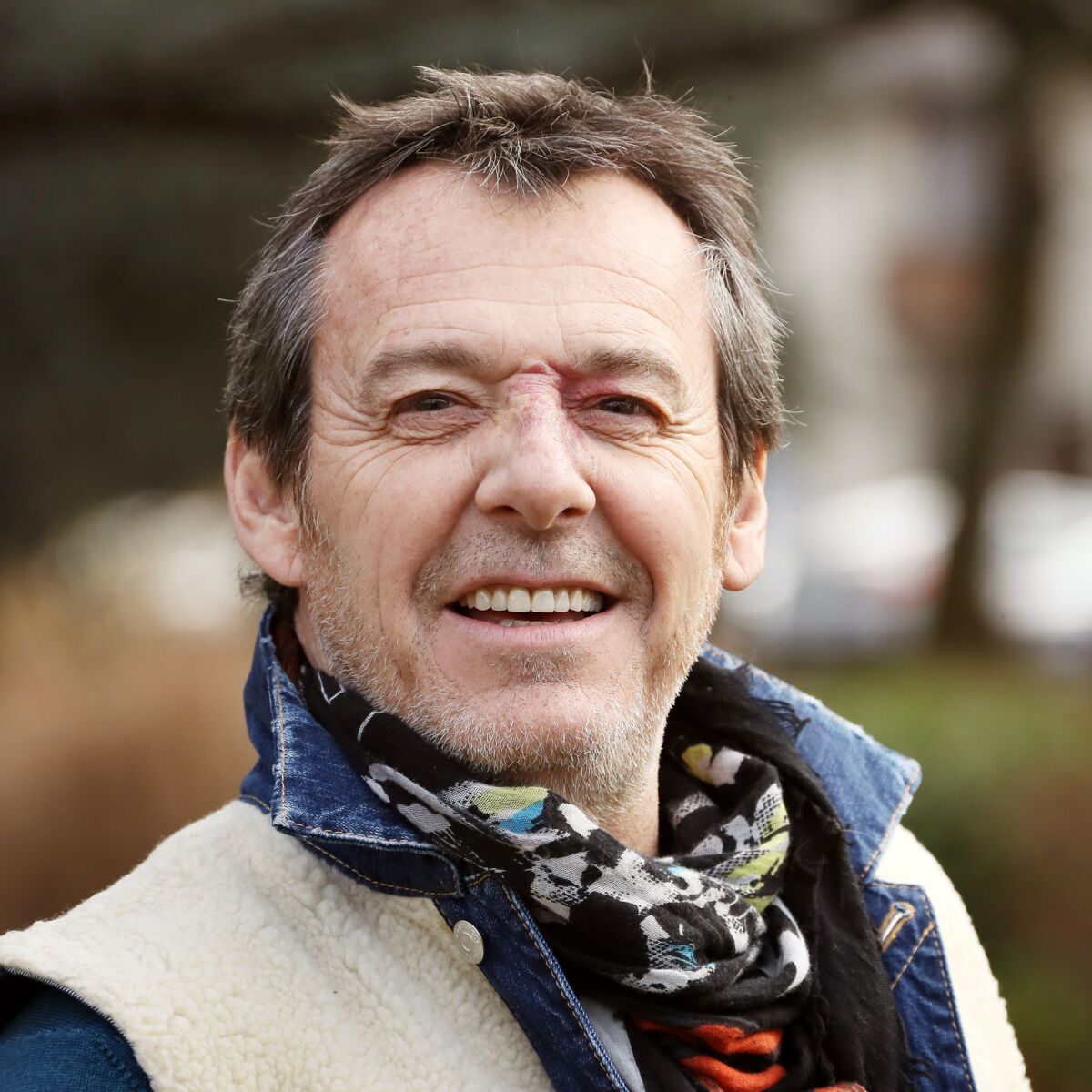 Rêver De Se Disputer Avec Sa Mère Décédée Confinement : Jean-Luc Reichmann très inquiet pour sa mère âgée de 86 ans :  Femme Actuelle Le MAG