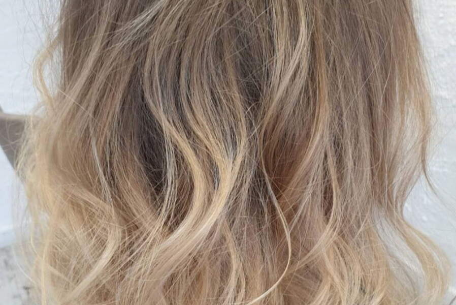 Tie and dye blond : 20 idées pour l'adopter - Femme Actuelle