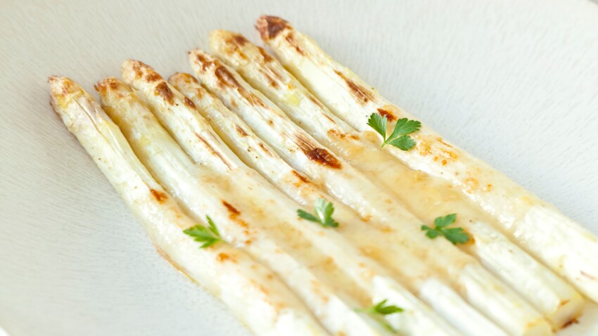 Asperges Blanches Gratinees A L Ossau Iraty Decouvrez Les Recettes De Cuisine De Femme Actuelle Le Mag