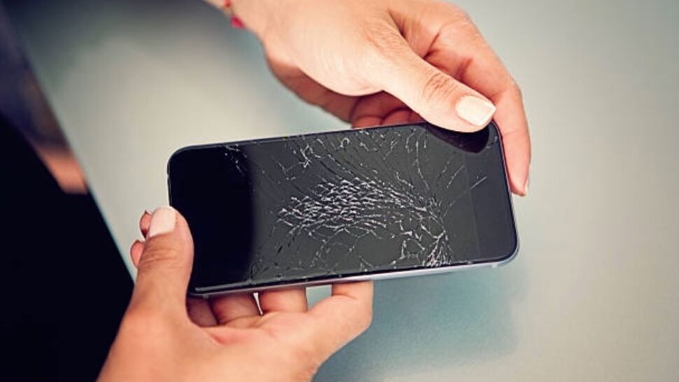 Confinement : comment faire réparer son smartphone en panne ?