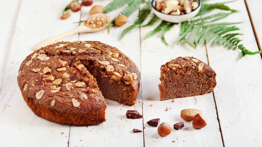 Gateau Au Chocolat Et Fruits Secs Decouvrez Les Recettes De Cuisine De Femme Actuelle Le Mag