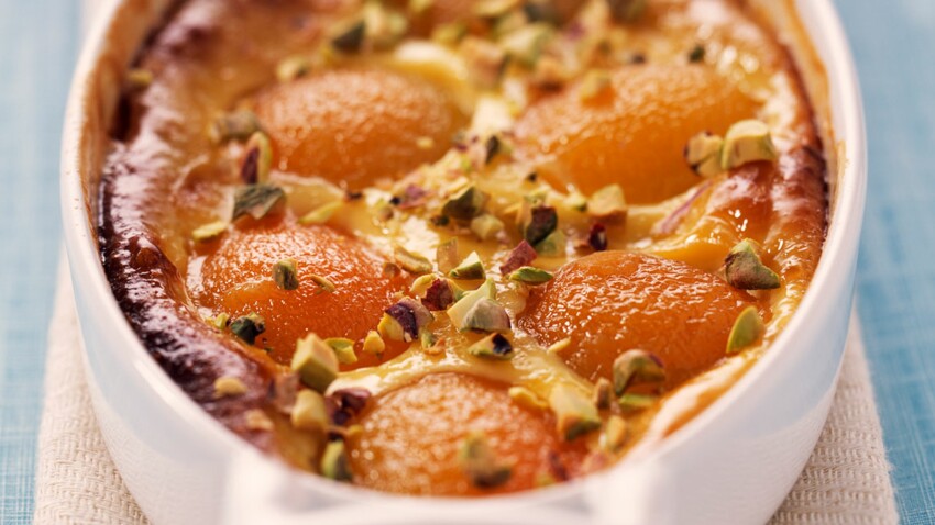 Clafoutis aux abricots secs, miel et verveine : découvrez les recettes ...