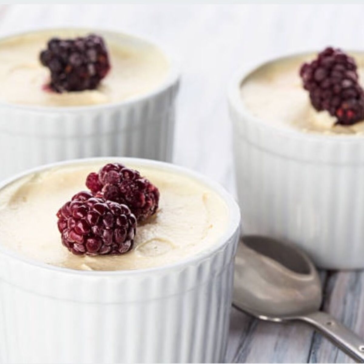 Cyril Lignac sa recette de mousse au chocolat blanc hyper facile