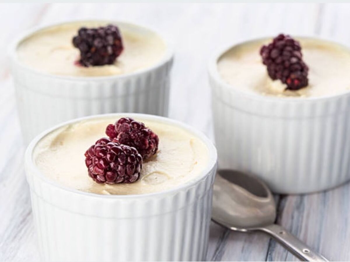 Cyril Lignac sa recette de mousse au chocolat blanc hyper facile