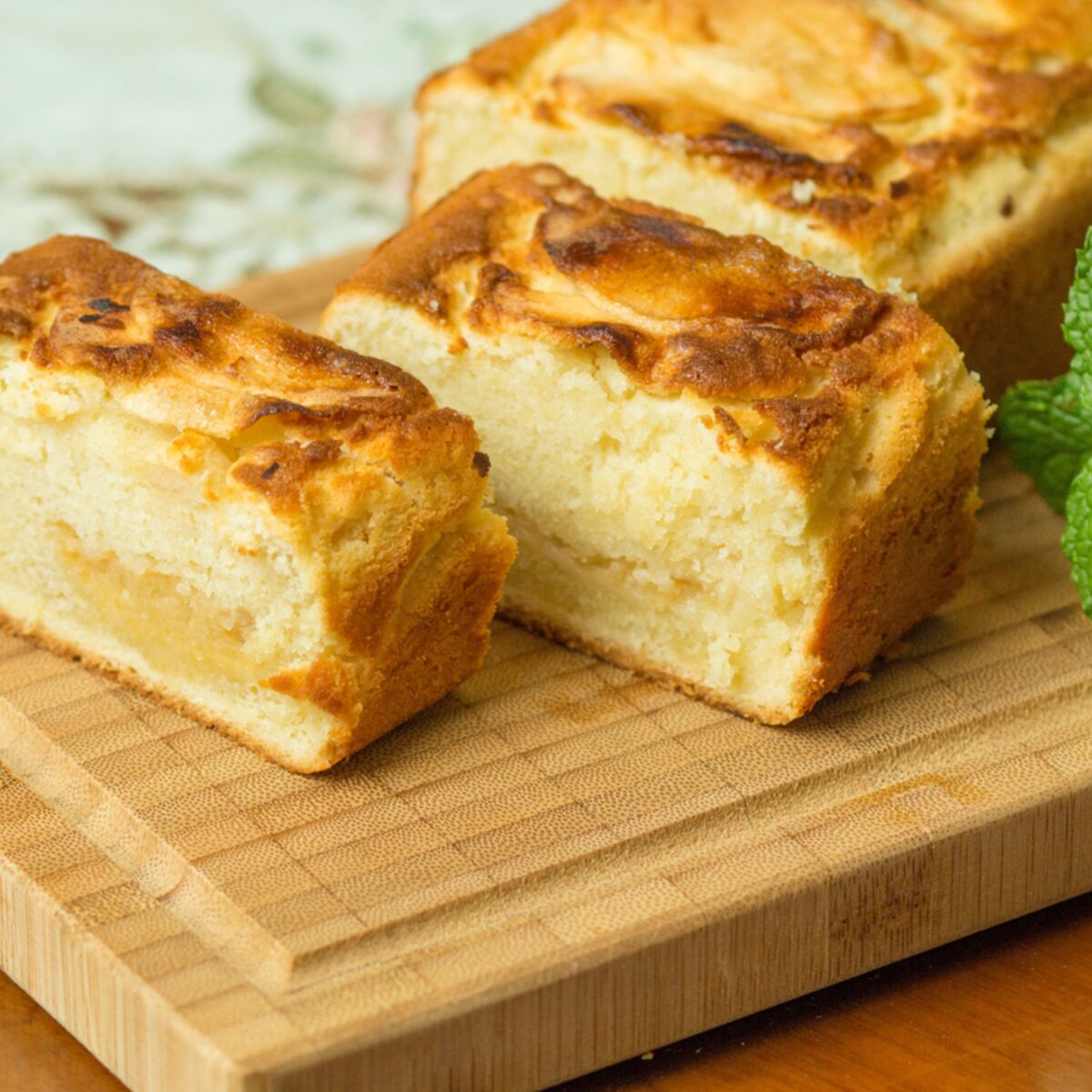 Tous En Cuisine La Recette Du Moelleux Aux Pommes Et Cannelle De Cyril Lignac Femme Actuelle Le Mag